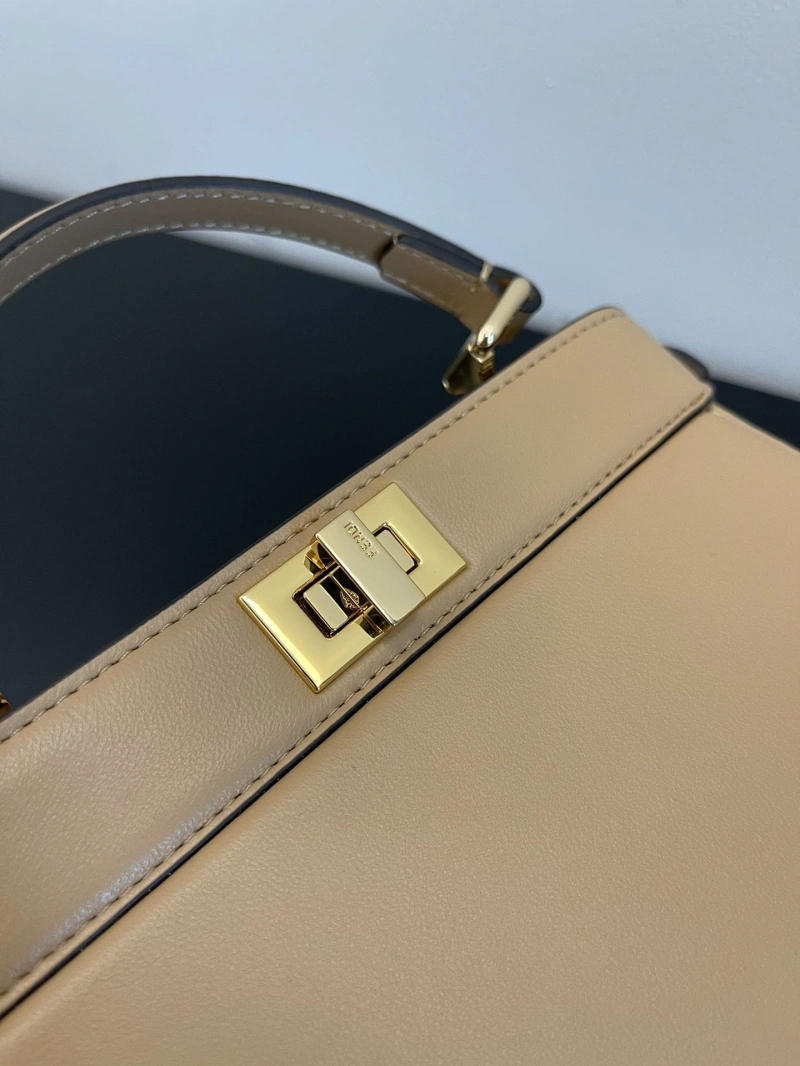 Fendi Top Handle Bags 4222C-0085