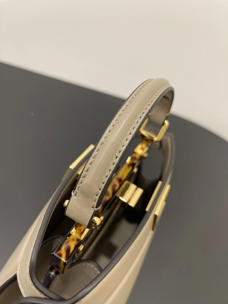 Fendi Top Handle Bags 4222C-0086