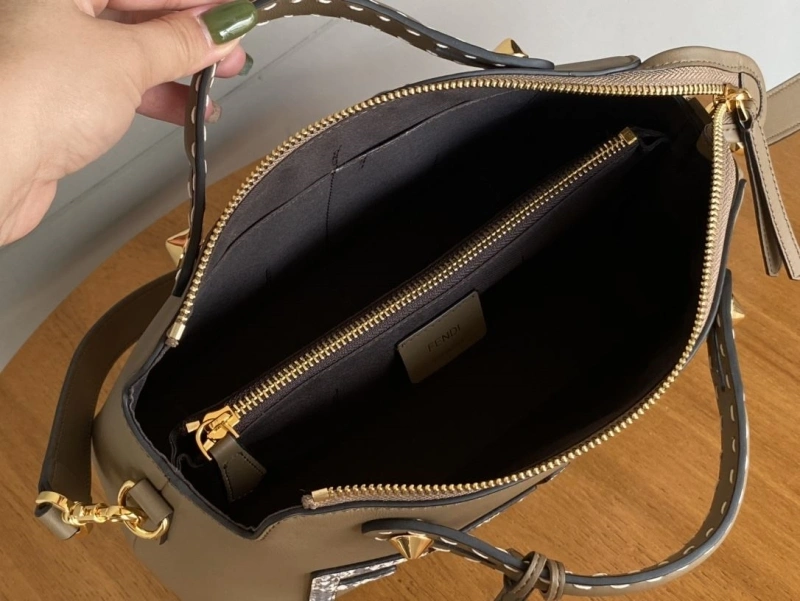 Fendi Top Handle Bags 4222C-0090