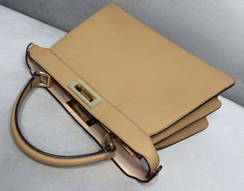 Fendi Top Handle Bags 4222C-0101