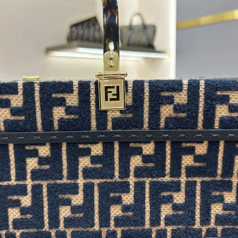 Fendi Shopping Bags 4222C-0133