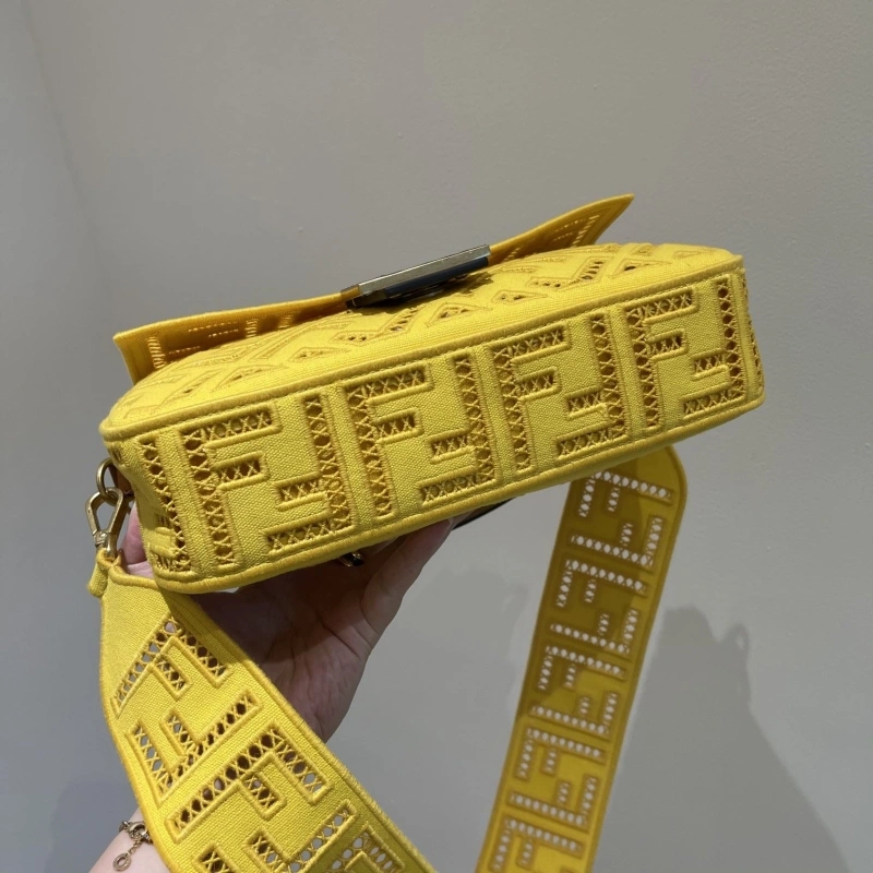 Fendi Baguette Bags 4222C-0135