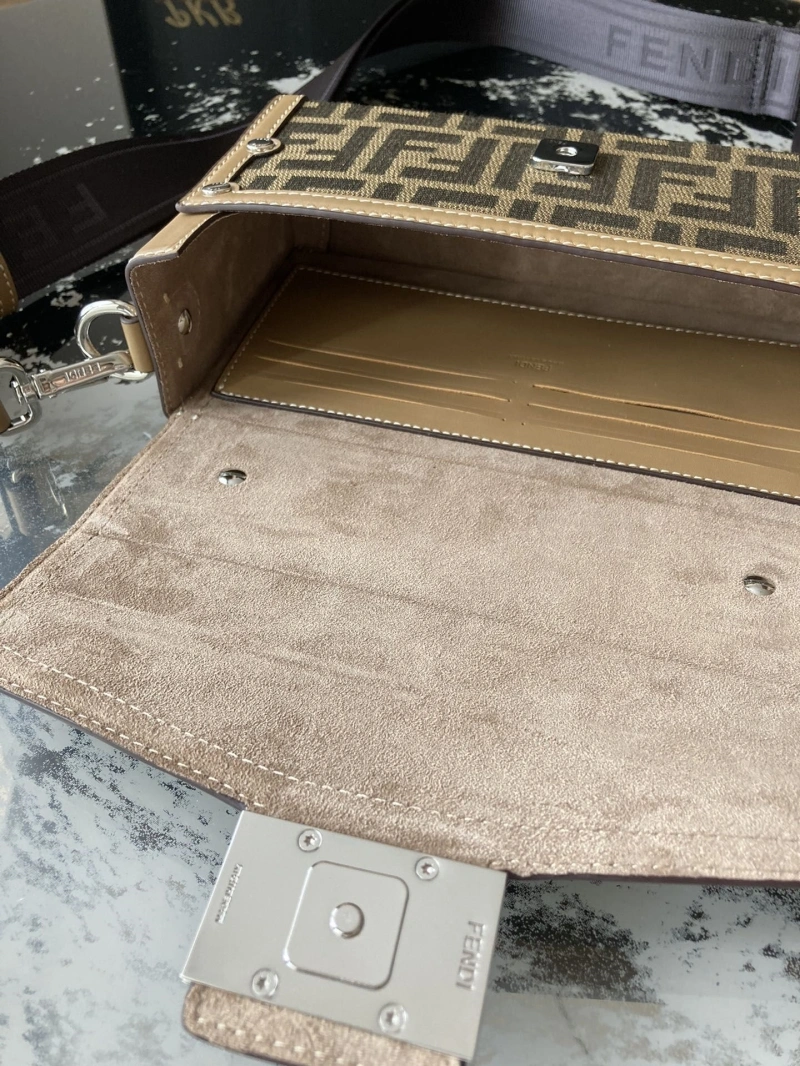 Fendi Baguette Bags 4222C-0137