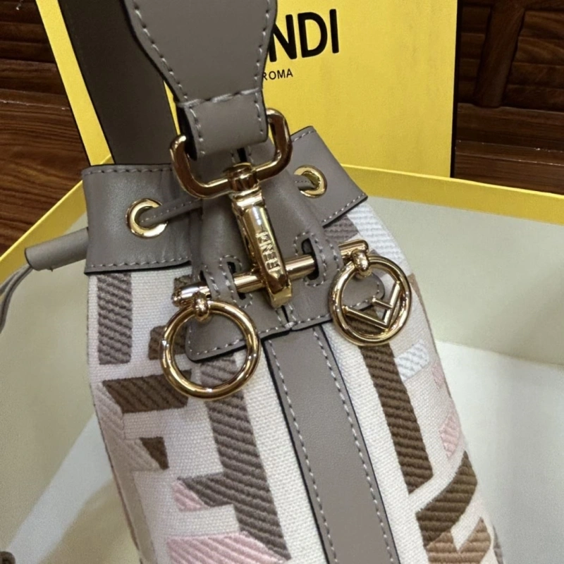 Fendi Bucket Bags 4222C-0139