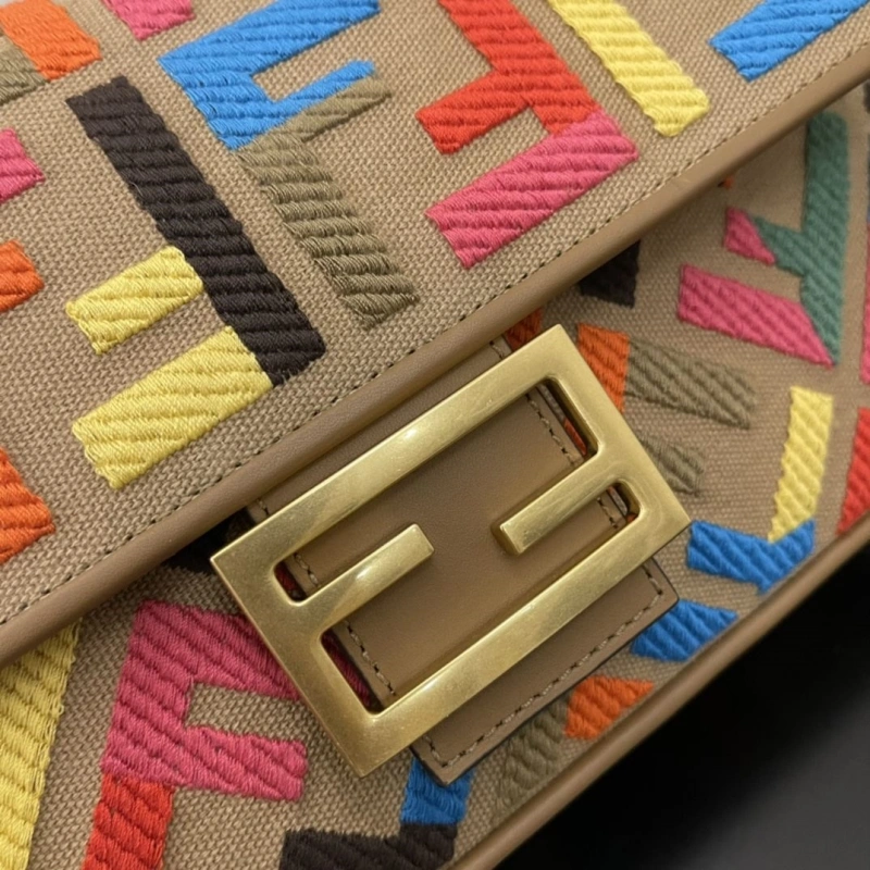 Fendi Baguette Bags 4222C-0142