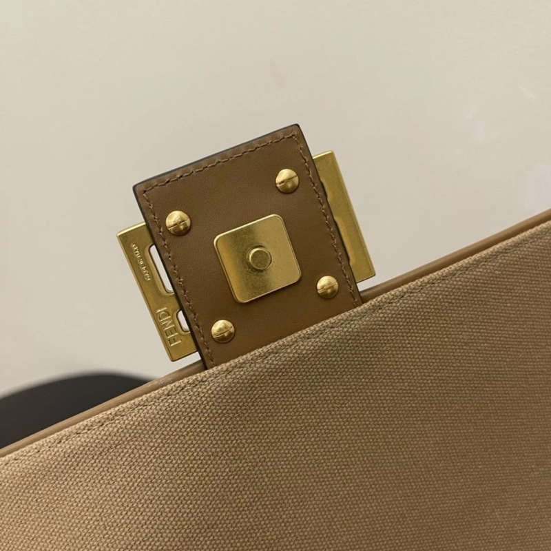 Fendi Baguette Bags 4222C-0142