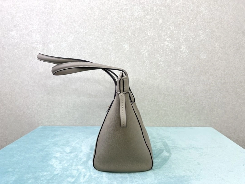 Fendi Shopping Bags 4222C-0146