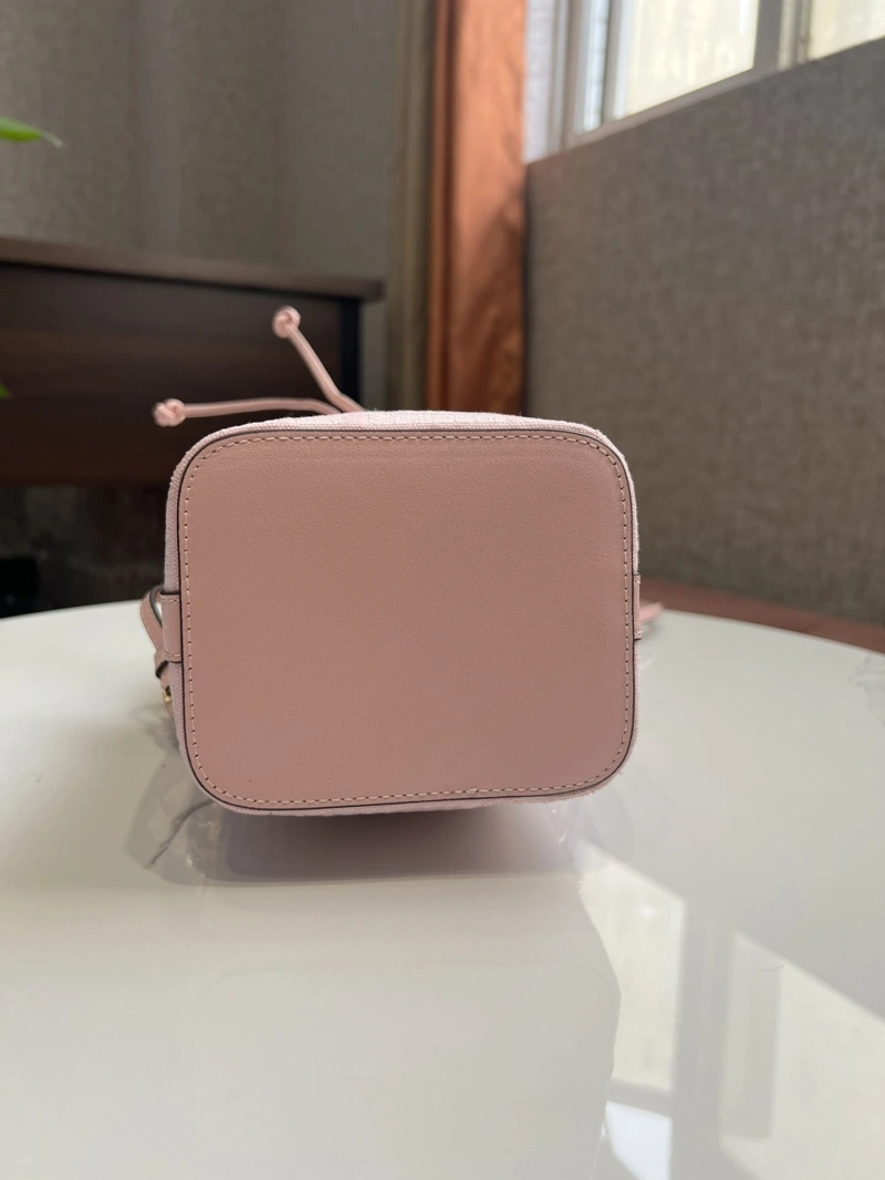 Fendi Bucket Bags 4222C-0153