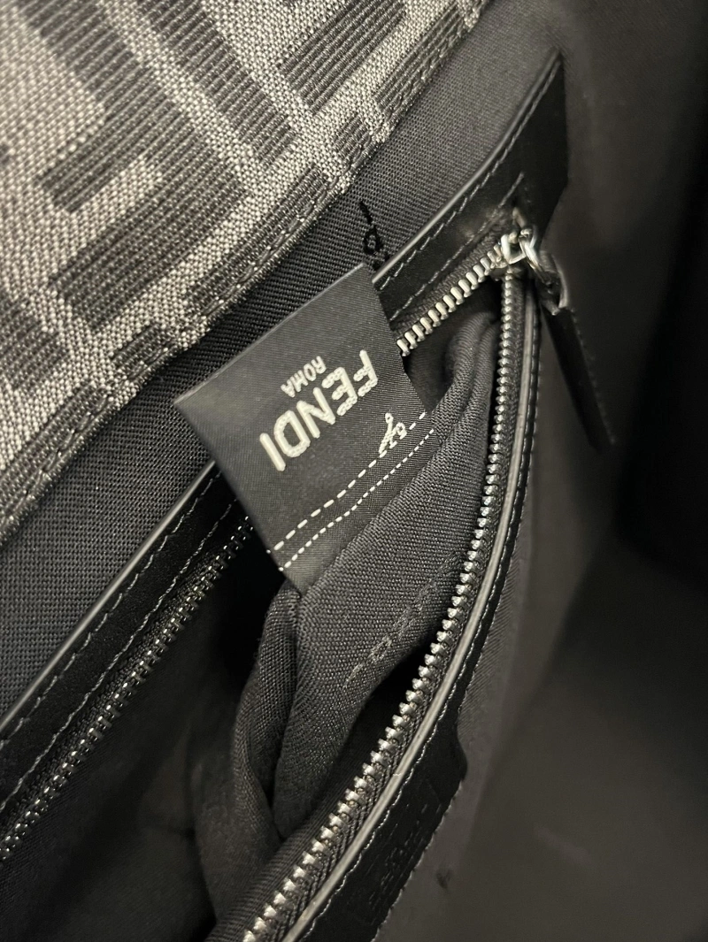 Fendi Shopping Bags 4222C-0203