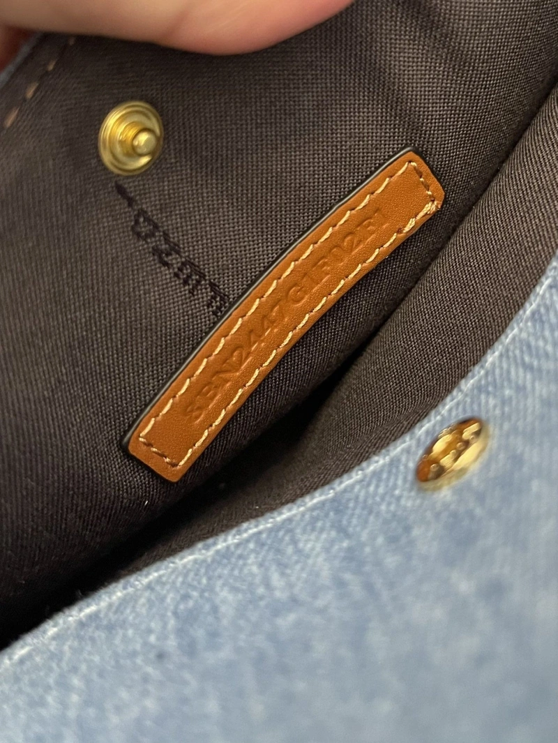 Fendi Shopping Bags 4222C-0229