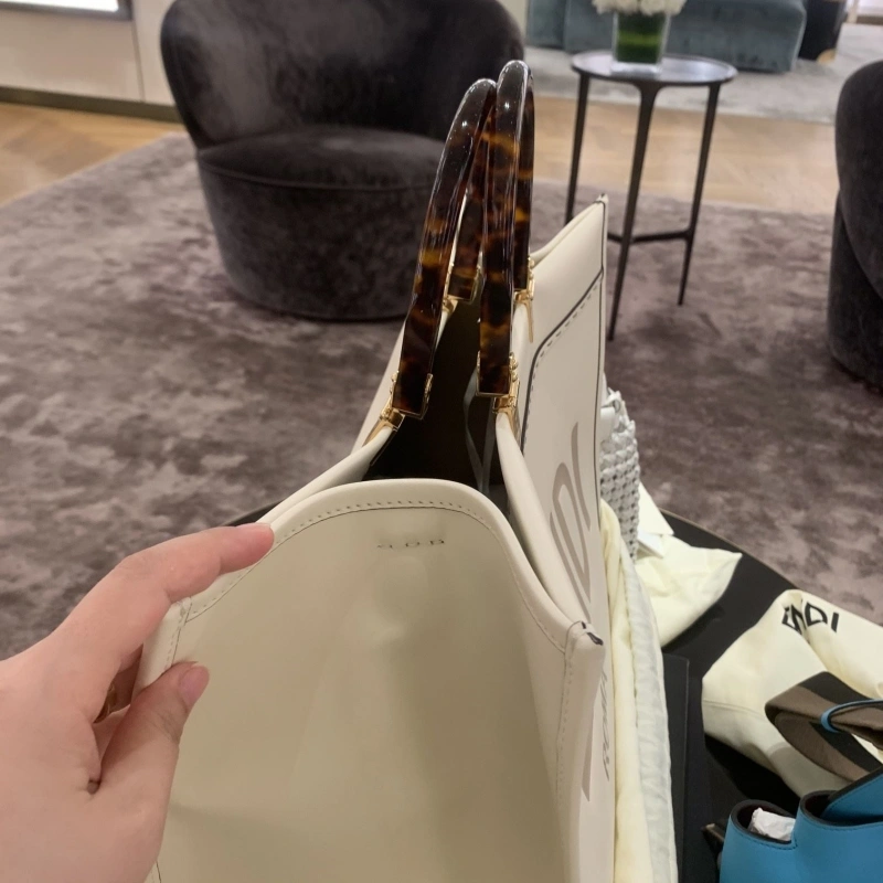 Fendi Shopping Bags 4222C-0239