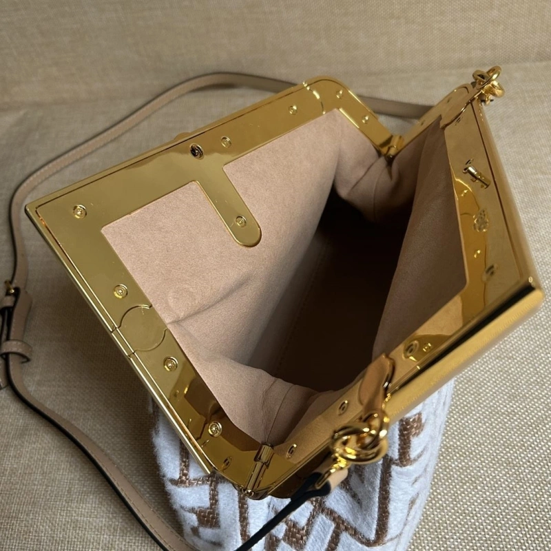 Fendi First Bags 4222C-0253