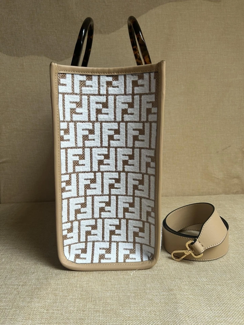 Fendi Shopping Bags 4222C-0254