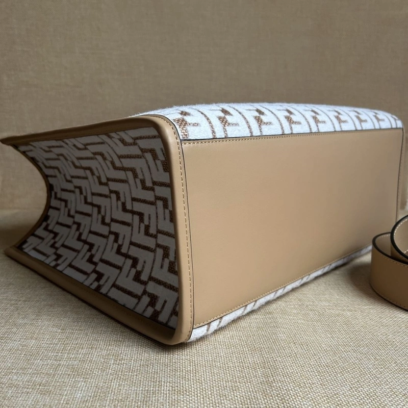 Fendi Shopping Bags 4222C-0254