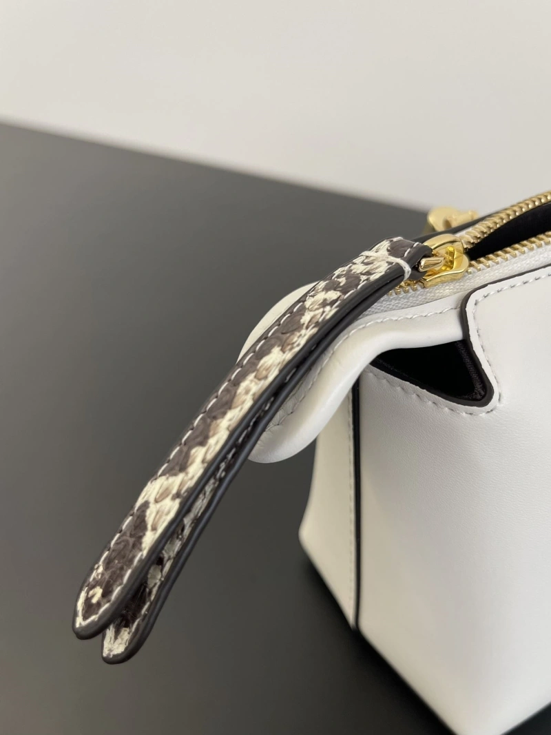 Fendi Top Handle Bags 4222C-0256