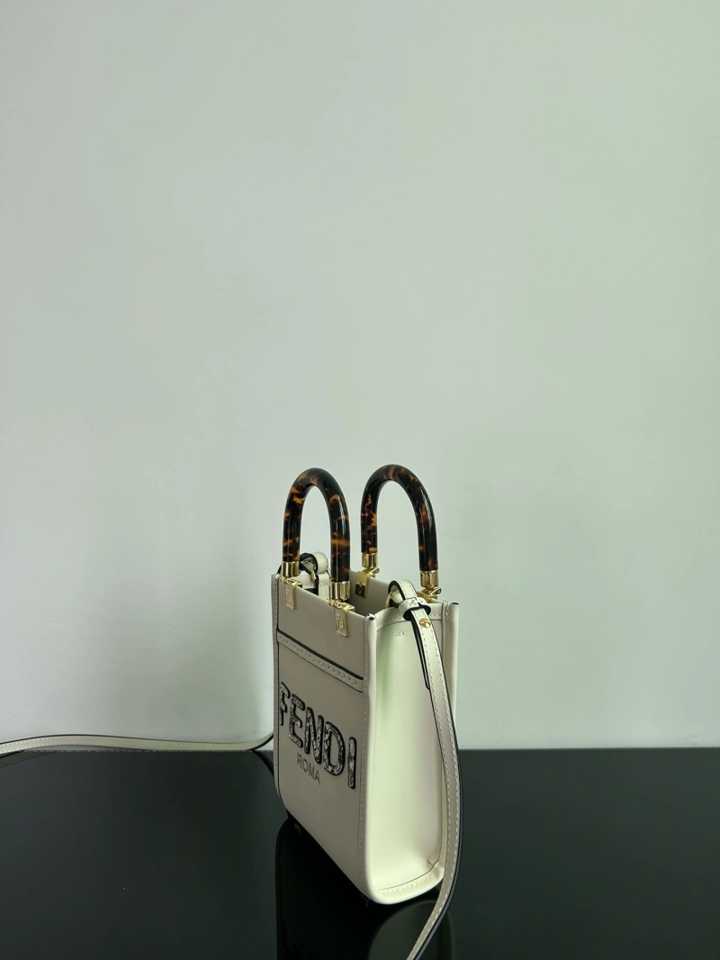 Fendi Top Handle Bags 4222C-0260