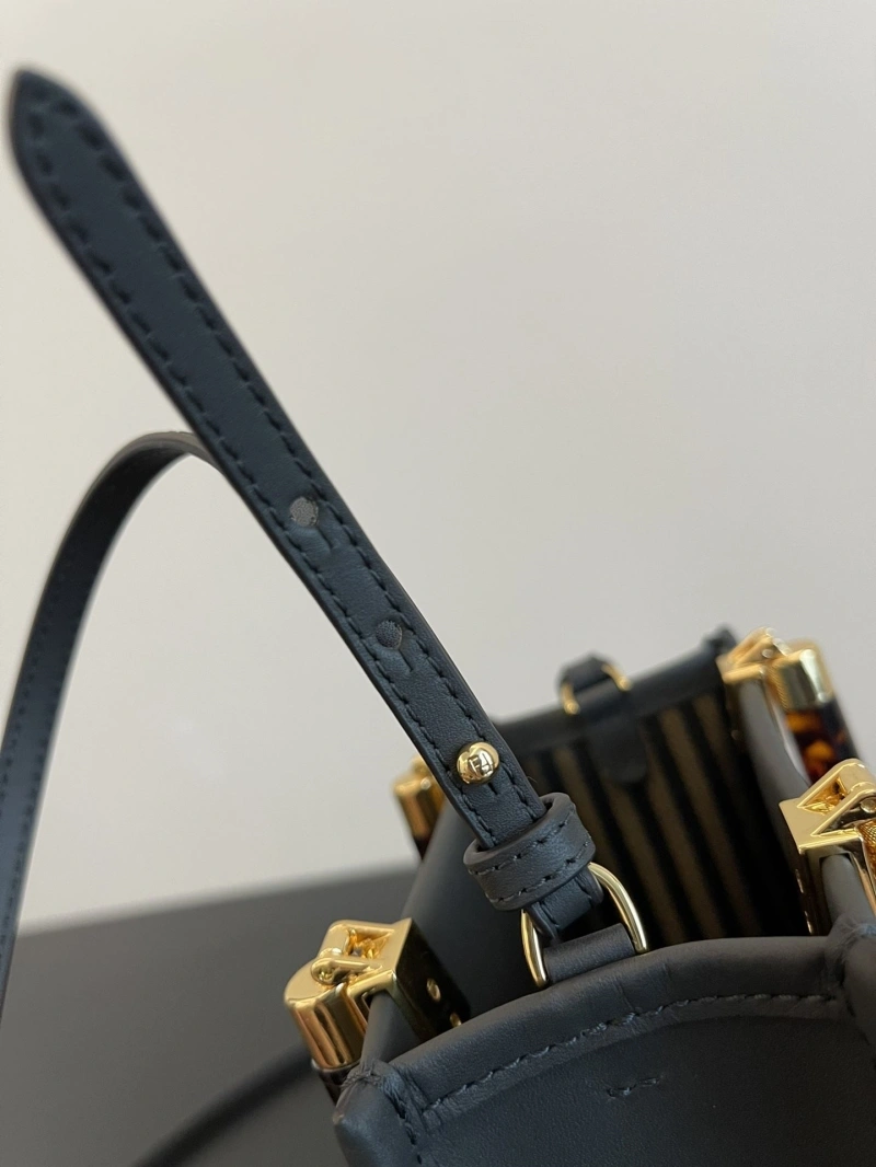 Fendi Top Handle Bags 4222C-0262