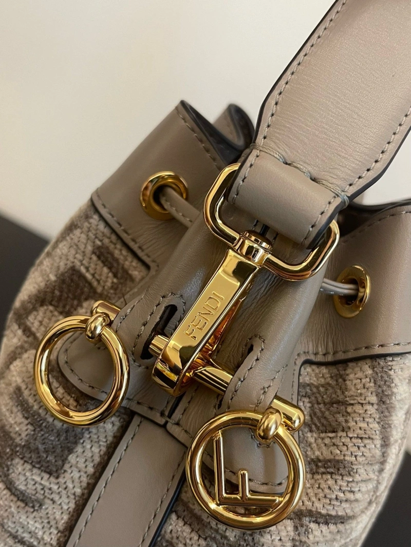 Fendi Bucket Bags 4222C-0268