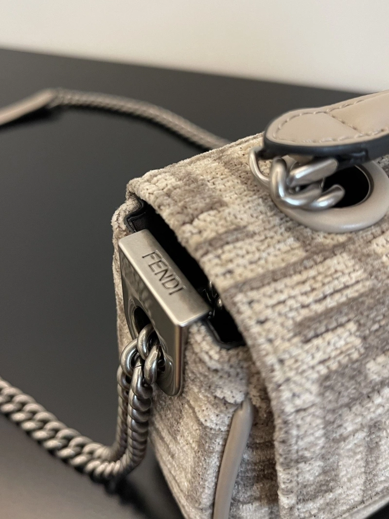 Fendi Baguette Bags 4222C-0275