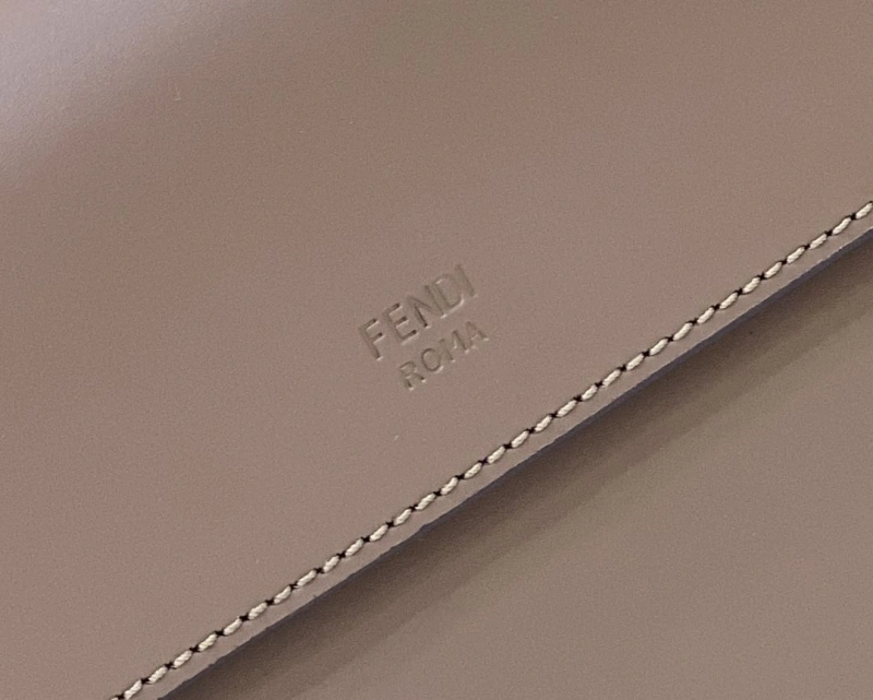 Fendi Top Handle Bags 4222C-0312