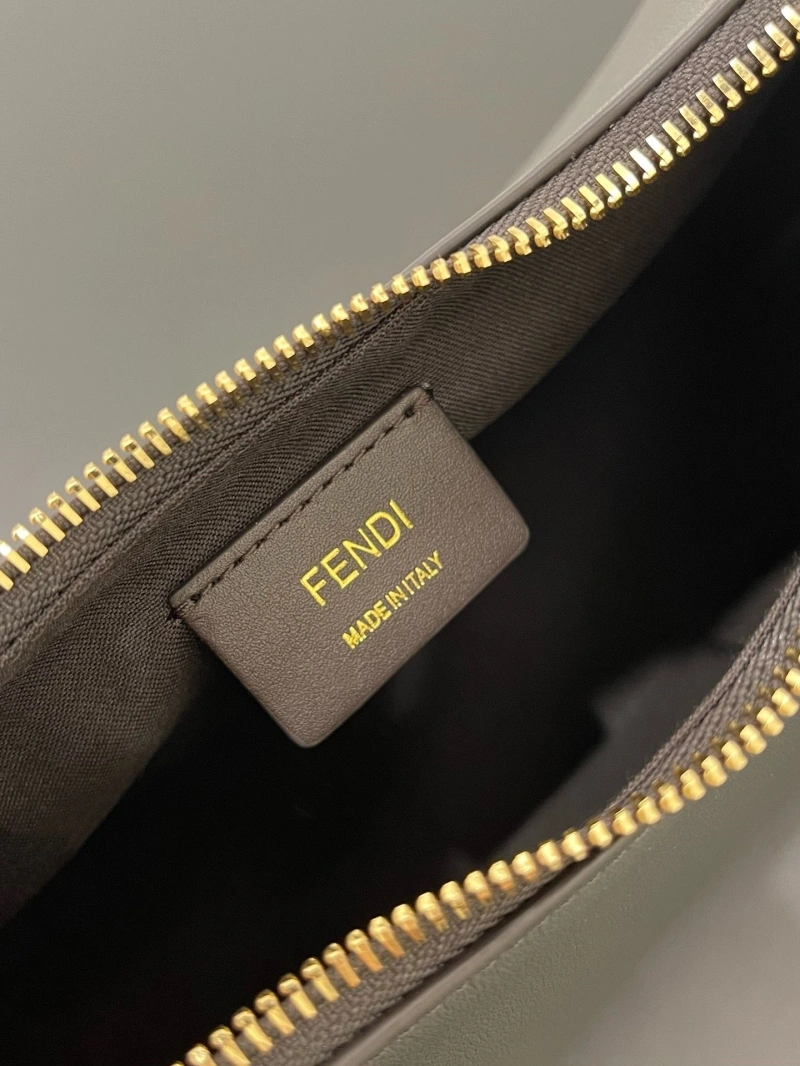 Fendi Top Handle Bags 4222C-0314