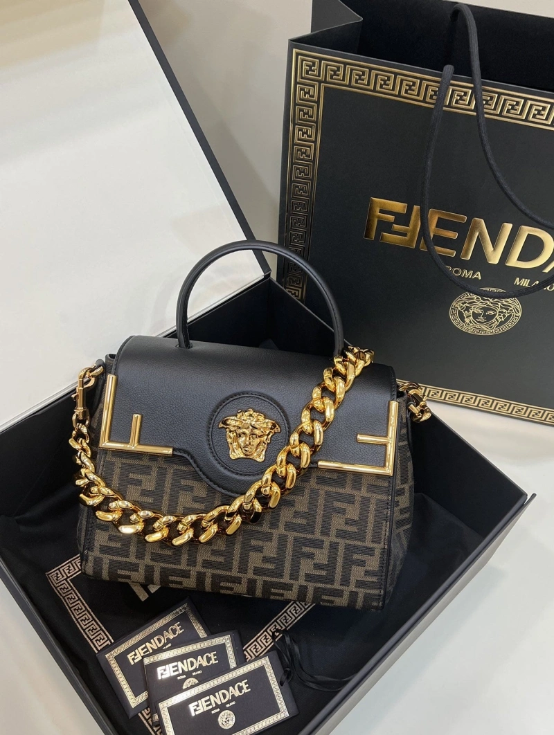 Fendi Top Handle Bags 4222C-0328