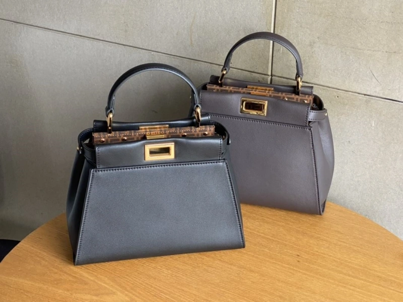 Fendi Top Handle Bags 4222C-0339