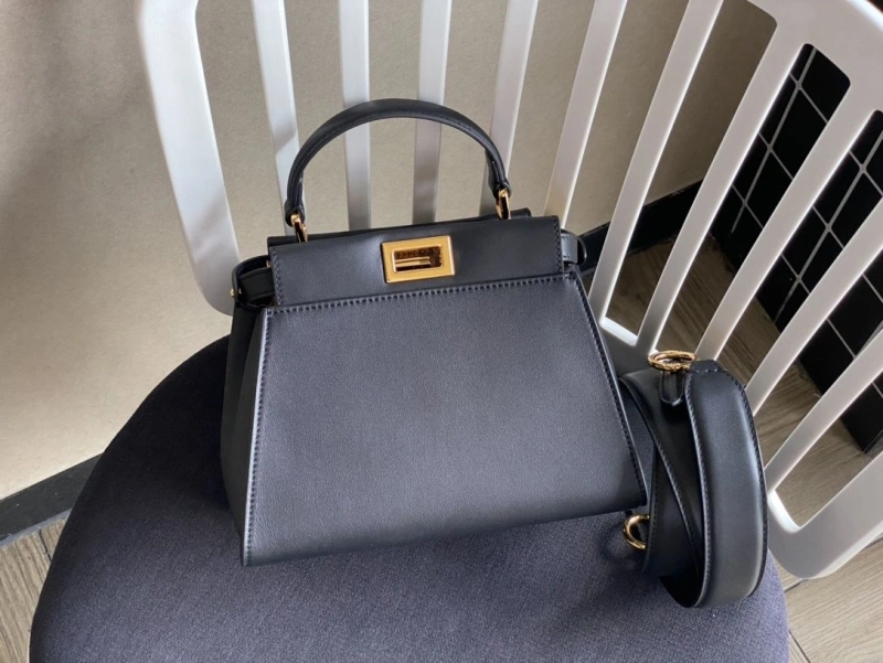 Fendi Top Handle Bags 4222C-0339