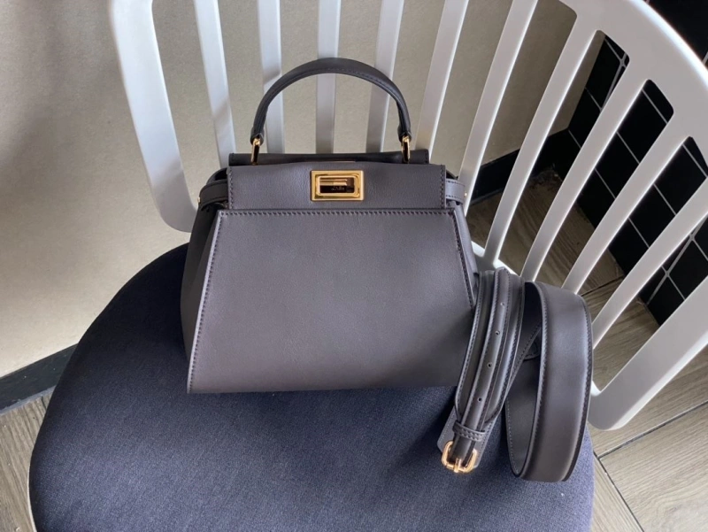 Fendi Top Handle Bags 4222C-0339