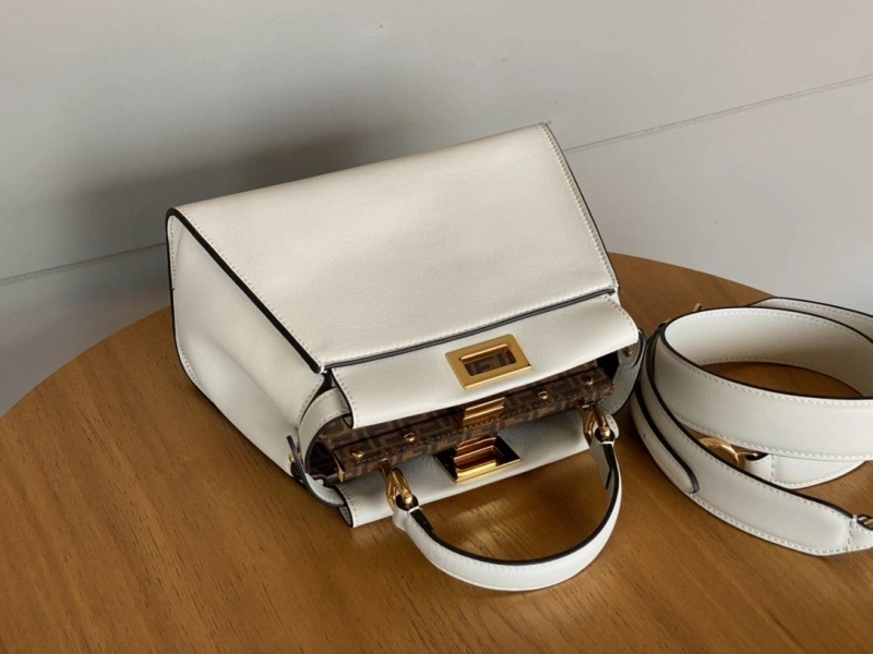 Fendi Top Handle Bags 4222C-0340