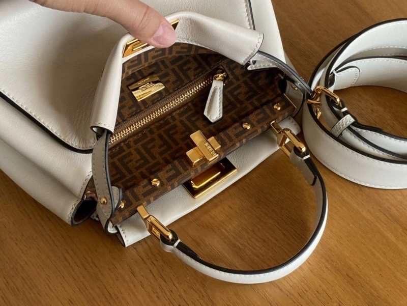 Fendi Top Handle Bags 4222C-0340