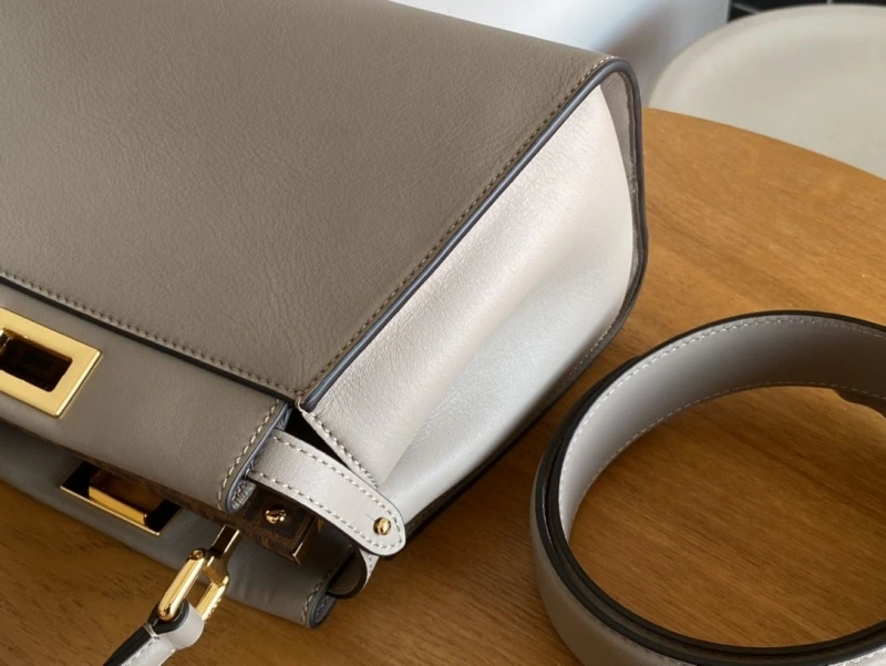 Fendi Top Handle Bags 4222C-0342