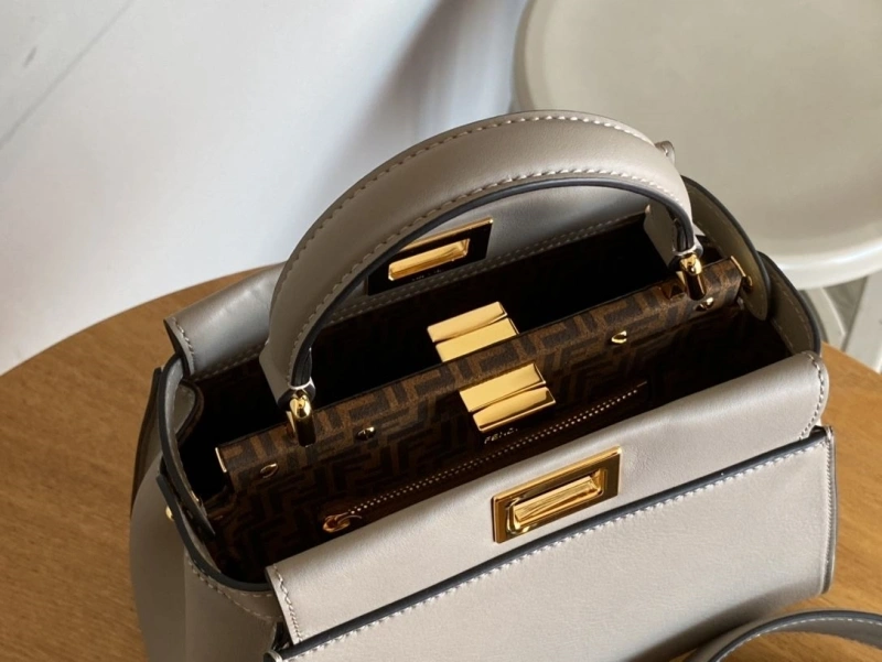 Fendi Top Handle Bags 4222C-0342