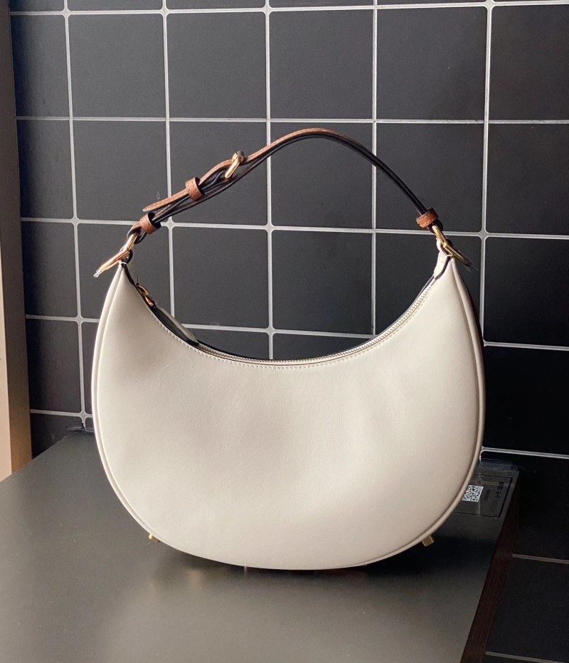 Fendi Top Handle Bags 4222C-0351