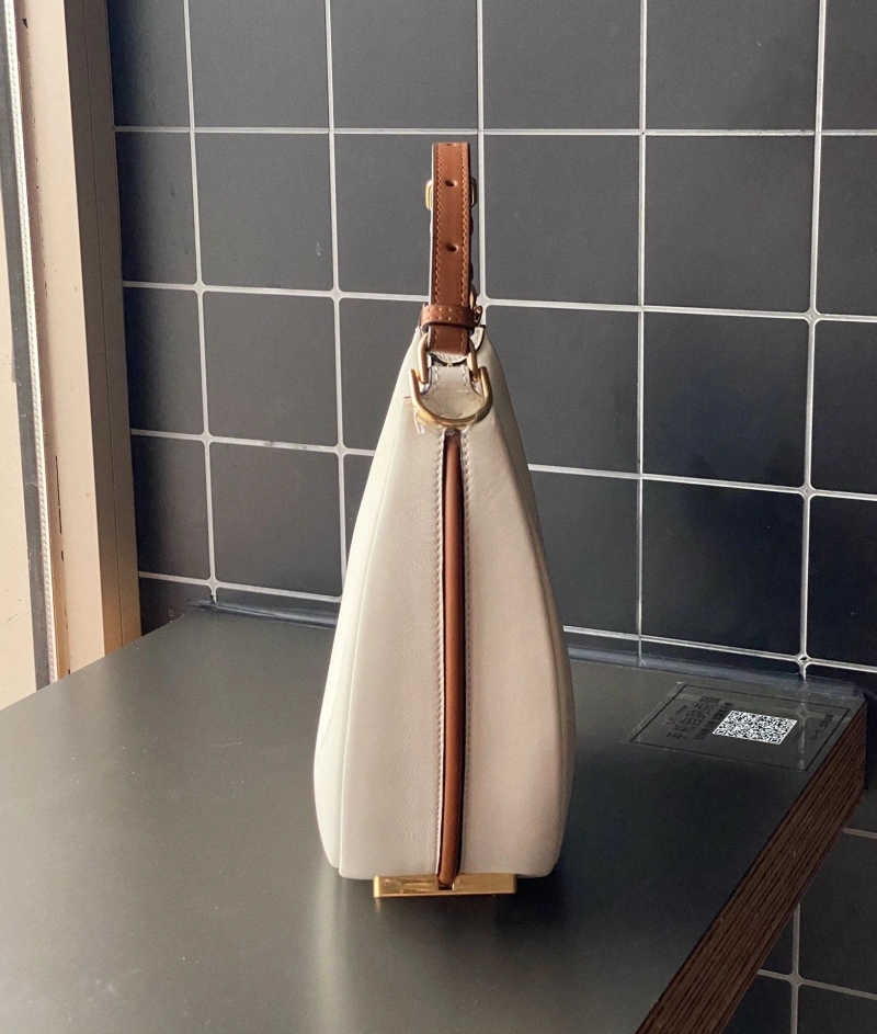 Fendi Top Handle Bags 4222C-0351