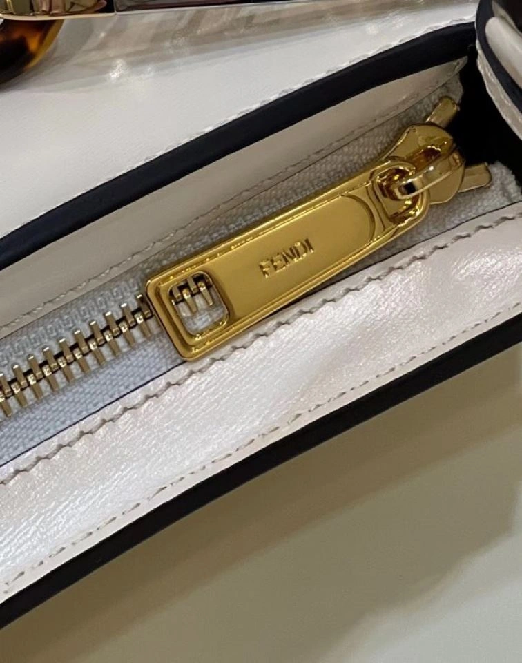 Fendi Top Handle Bags 4222C-0360