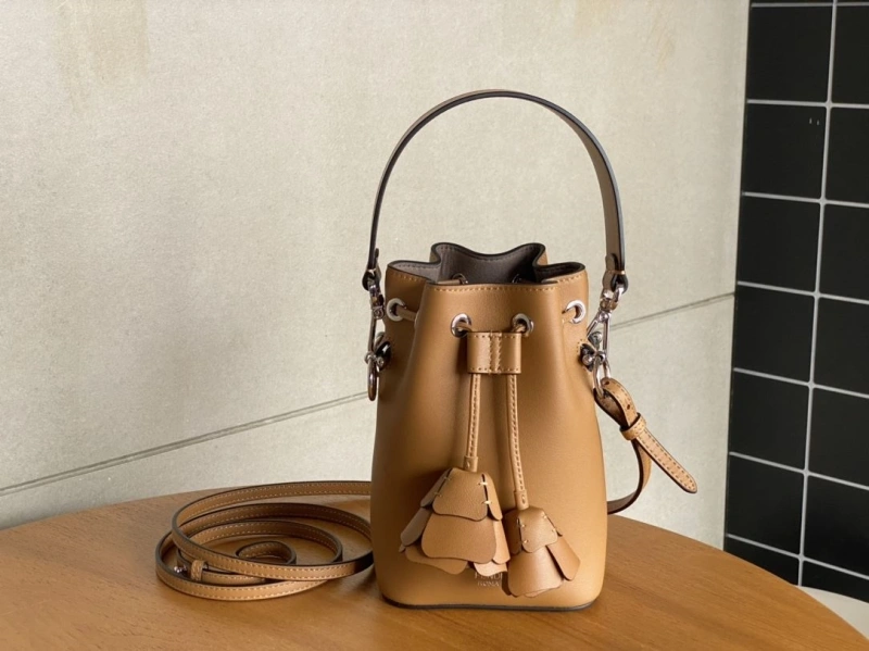 Fendi Bucket Bags 4222C-0383