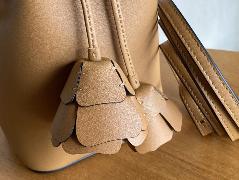 Fendi Bucket Bags 4222C-0383