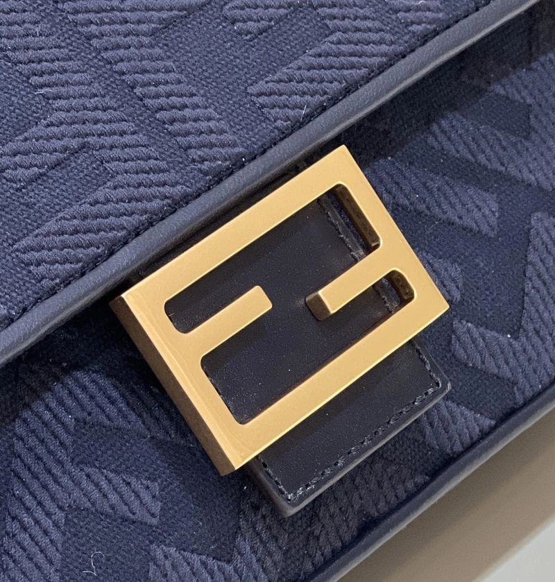 Fendi Baguette Bags 4222C-0384