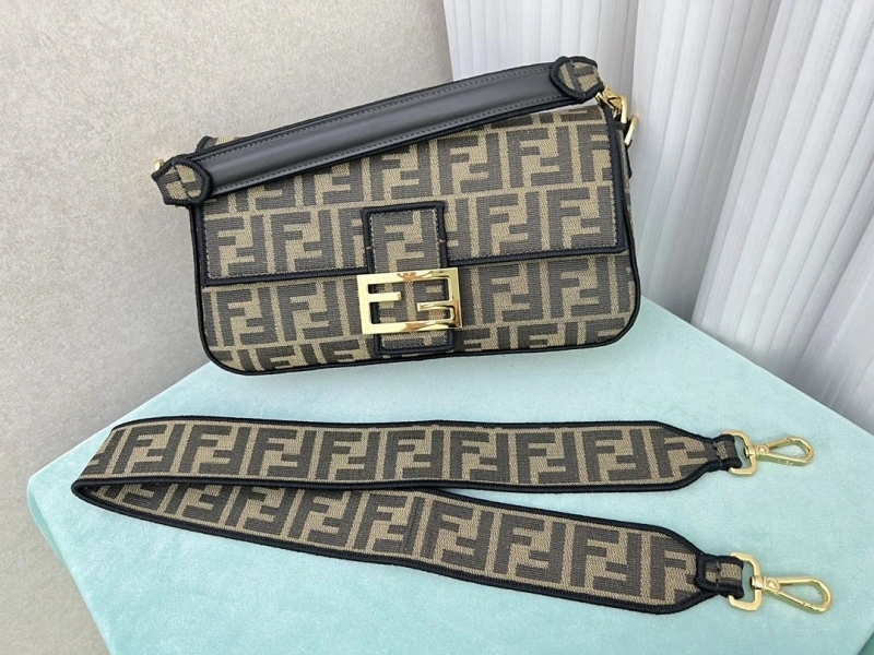Fendi Baguette Bags 4222C-0388