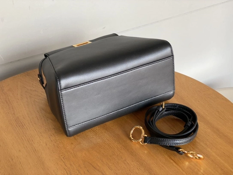 Fendi Top Handle Bags 4222C-0414