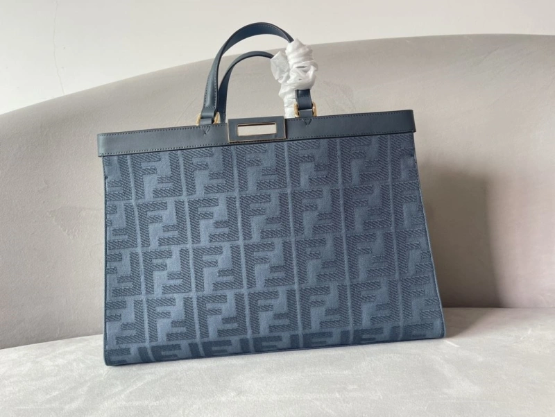 Fendi Shopping Bags 4222C-0438