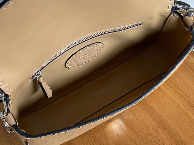 Fendi Baguette Bags 4222C-0442