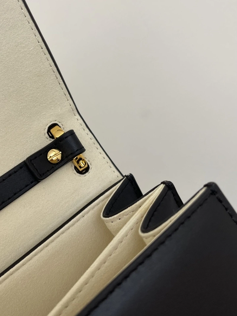 Fendi Satchel Bags 4222C-0445