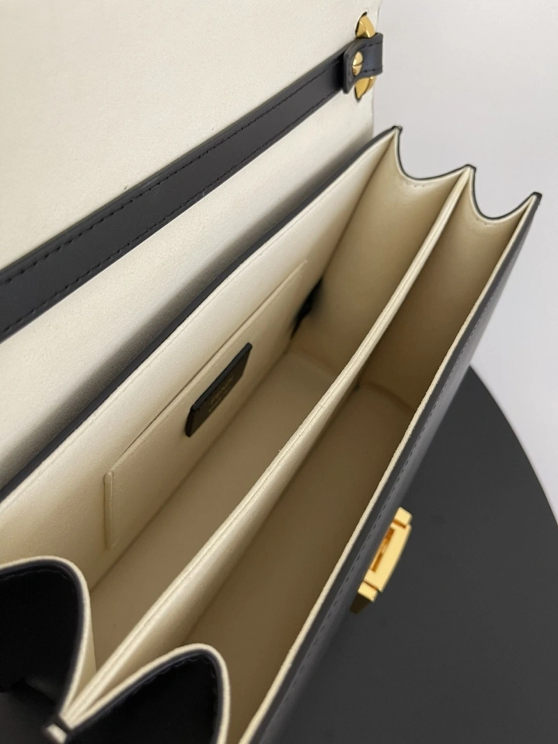 Fendi Satchel Bags 4222C-0445