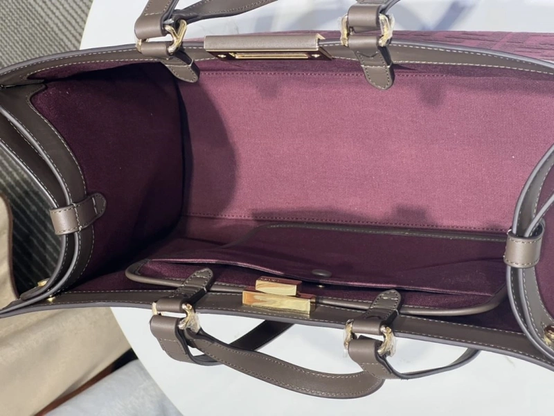 Fendi Shopping Bags 4222C-0477