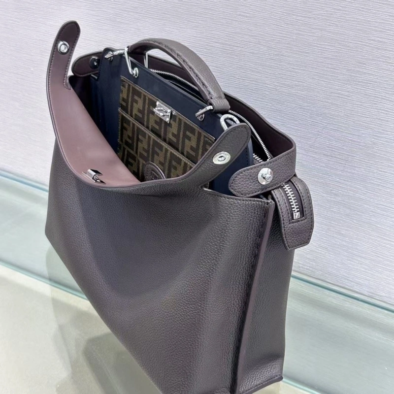 Fendi Shopping Bags 4222C-0494