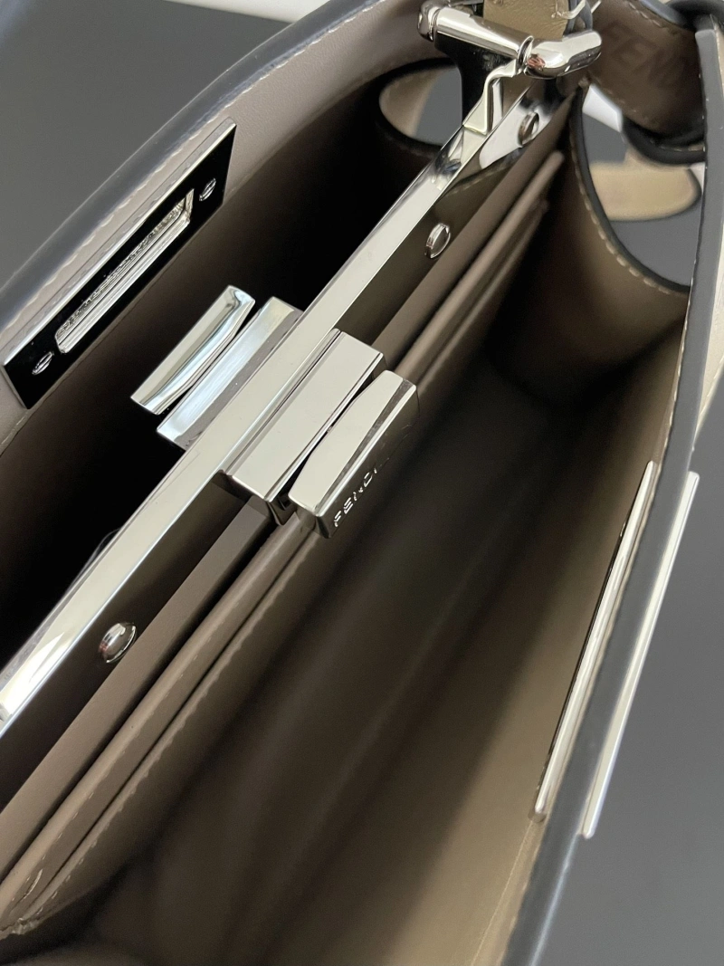 Fendi Top Handle Bags 4222C-0499