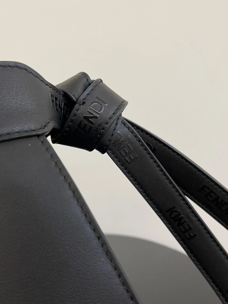 Fendi Top Handle Bags 4222C-0502