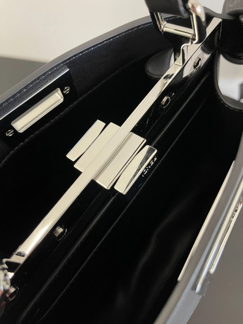 Fendi Top Handle Bags 4222C-0502